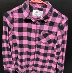 Girls size 14/16 long sleeve button up shirt Justice brand